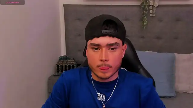 SALVATORE MULLER1 online show from October 29, 2025, 11:36 pm