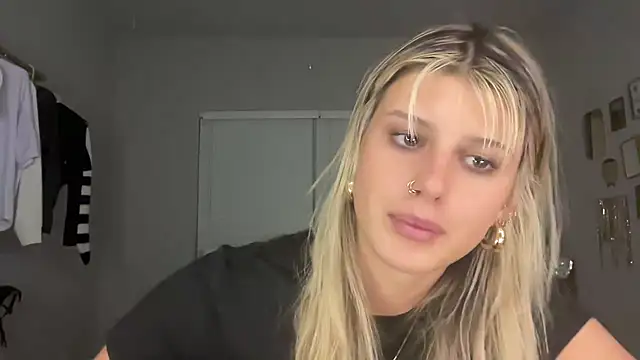 AnnGrayson online show from October 13, 2025, 1:18 am