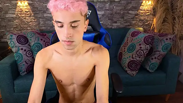 Snapshot of sweetsanti chatting on October 24, 2025, 8:19 pm sweetsanti online show from October 24, 2025, 8:19 pm