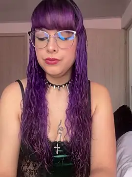 Snapshot of mistress_angell_ chatting on October 6, 2025, 5:24 pm mistress angell  online show from October 6, 2025, 5:24 pm