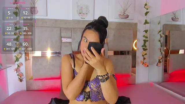 Snapshot of Joy-vergara chatting on October 1, 2025, 10:13 pm Joy-vergara online show from October 1, 2025, 10:13 pm