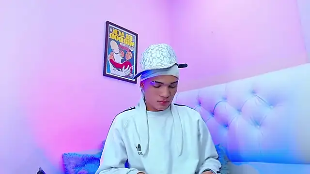 Snapshot of EL_VENEZOLANO_22CM chatting on November 8, 2025, 5:33 am EL VENEZOLANO 22CM online show from November 8, 2025, 5:33 am