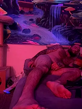 Snapshot of skip69xxx chatting on October 3, 2025, 8:05 am skip69xxx online show from October 3, 2025, 8:05 am