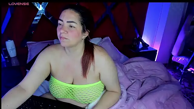 Snapshot of alexiaystive3 chatting on October 12, 2025, 10:38 am alexiaystive3 online show from October 12, 2025, 10:38 am