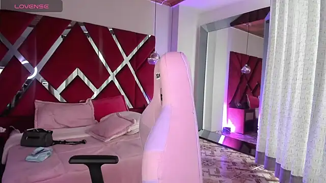 Snapshot of alexiaystive3 chatting on October 20, 2025, 8:42 pm alexiaystive3 online show from October 20, 2025, 8:42 pm