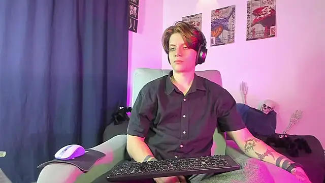 Jerry Cole online show from October 26, 2025, 2:45 am