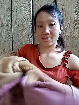 bonnie-00 online show from December 1, 2025, 2:23 am