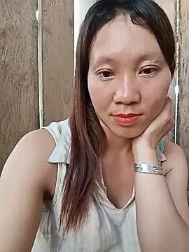 Snapshot of bonnie-00 chatting on July 3, 2026, 11:28 am bonnie-00 online show from July 3, 2026, 11:28 am