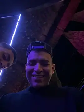 Snapshot of maykel_and_mike chatting on October 8, 2025, 3:19 am maykel and mike online show from October 8, 2025, 3:19 am