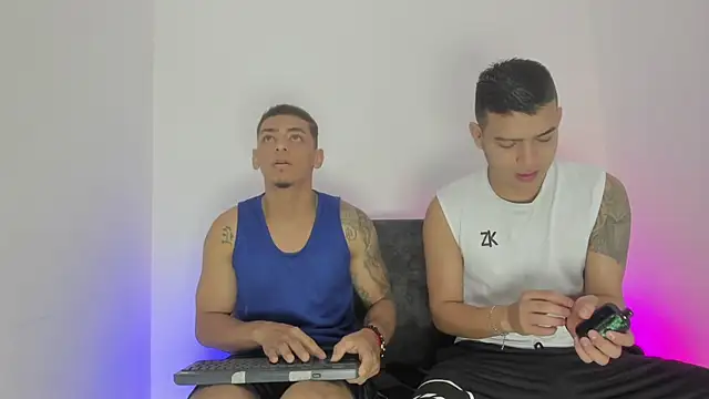 Snapshot of maykel_and_mike chatting on October 2, 2025, 10:18 am maykel and mike online show from October 2, 2025, 10:18 am