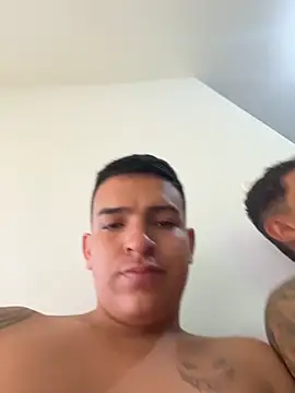 Snapshot of maykel_and_mike chatting on October 15, 2025, 9:23 pm maykel and mike online show from October 15, 2025, 9:23 pm