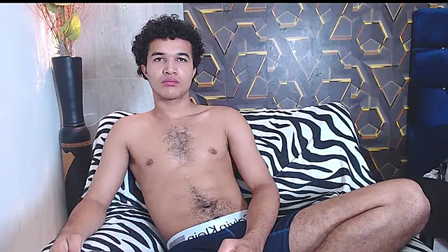 Snapshot of fire_drako_ chatting on September 23, 2025, 3:57 am fire drako  online show from September 23, 2025, 3:57 am