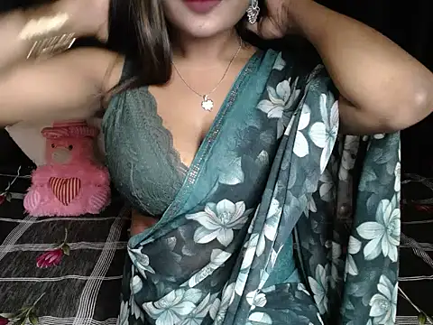 Naughtyy stripgirl online show from February 5, 2026, 5:42 pm