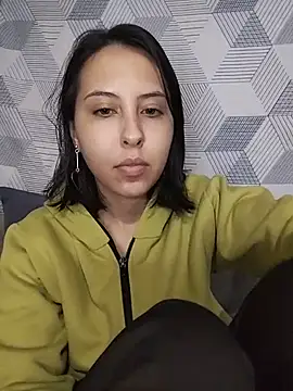 melzinhah03 online show from July 1, 2026, 1:06 am