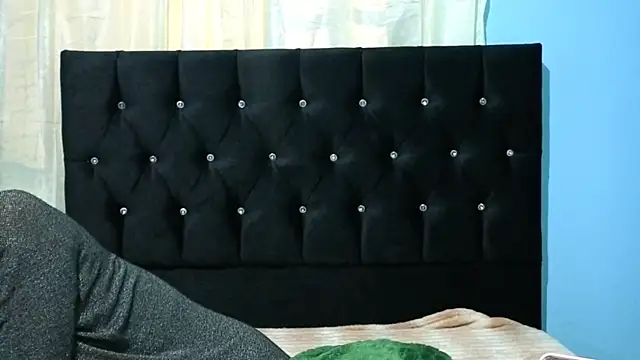 Snapshot of Sullyoonn chatting on October 12, 2025, 2:24 am Sullyoonn online show from October 12, 2025, 2:24 am