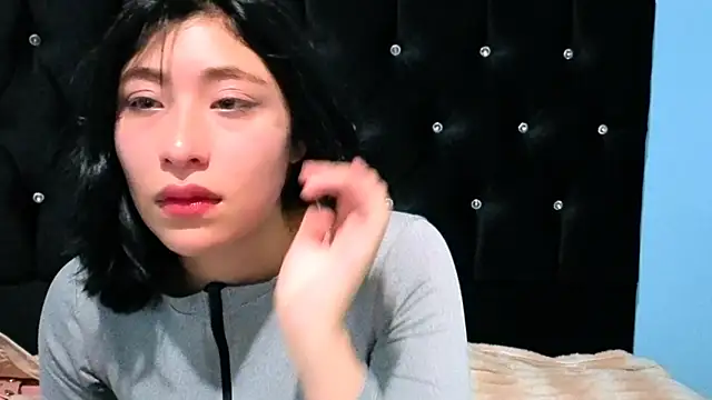 Snapshot of Sullyoonn chatting on October 24, 2025, 11:26 pm Sullyoonn online show from October 24, 2025, 11:26 pm