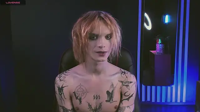 Snapshot of ArchiehalI chatting on September 30, 2025, 9:10 pm ArchiehalI online show from September 30, 2025, 9:10 pm