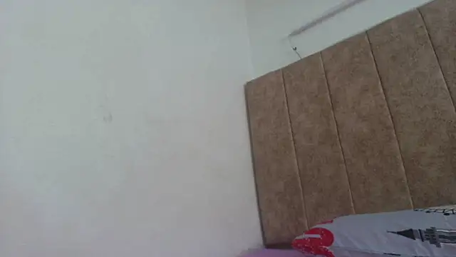 Zoe perverted online show from September 12, 2025, 3:01 pm