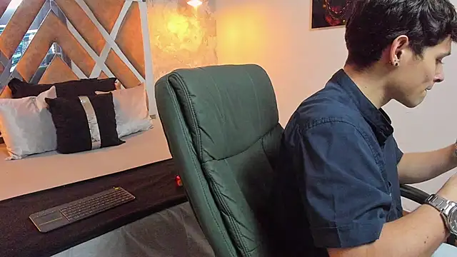 kraven lust online show from October 3, 2025, 2:59 am