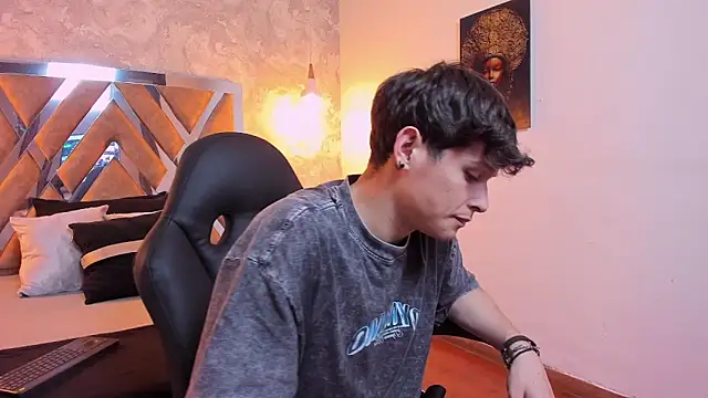 kraven lust online show from March 18, 2026, 3:09 am