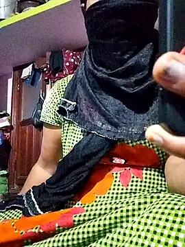 Snapshot of TAMI_KAYAL chatting on October 24, 2025, 4:50 pm TAMI KAYAL online show from October 24, 2025, 4:50 pm