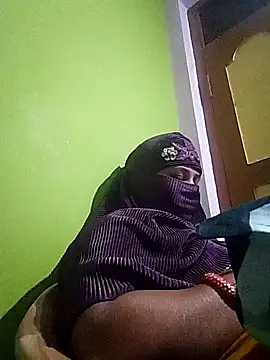 Snapshot of TAMI_KAYAL chatting on October 12, 2025, 4:30 pm TAMI KAYAL online show from October 12, 2025, 4:30 pm