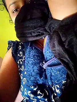 Snapshot of TAMI_KAYAL chatting on October 25, 2025, 10:47 am TAMI KAYAL online show from October 25, 2025, 10:47 am