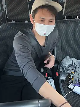 NICE-SEXY online show from April 8, 2026, 6:26 am