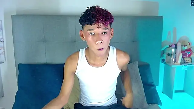 Snapshot of Billie_Turner_ chatting on October 12, 2025, 4:03 am Billie Turner  online show from October 12, 2025, 4:03 am