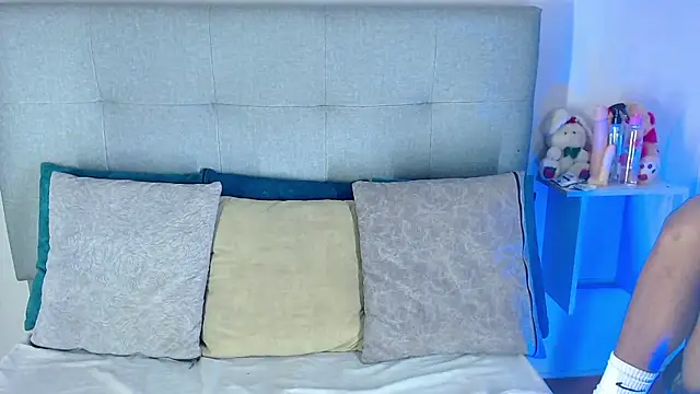 Snapshot of Billie_Turner_ chatting on October 14, 2025, 4:46 am Billie Turner  online show from October 14, 2025, 4:46 am