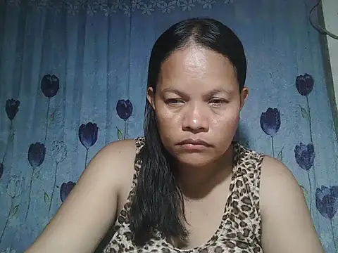 lady love098 online show from September 13, 2025, 12:16 pm