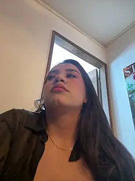 SienaWild online show from October 22, 2025, 3:28 am