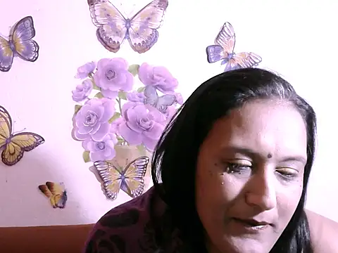 Snapshot of Indiansexyboobs18 chatting on September 18, 2025, 7:33 am Indiansexyboobs18 online show from September 18, 2025, 7:33 am