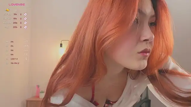 Snapshot of Frences_Eyes chatting on October 22, 2025, 2:16 pm Frences Eyes online show from October 22, 2025, 2:16 pm