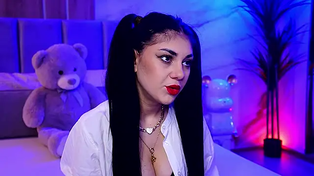 Snapshot of ZaraCapri chatting on October 31, 2025, 7:38 am ZaraCapri online show from October 31, 2025, 7:38 am