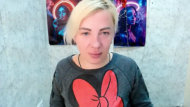 EmmaCat  online show from March 3, 2026, 5:03 am