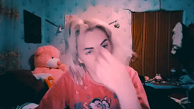 Snapshot of EmmaCat_ chatting on October 19, 2025, 2:09 pm EmmaCat online show from October 19, 2025, 2:09 pm