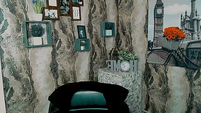 Snapshot of EmmaCat_ chatting on October 1, 2025, 5:01 am EmmaCat online show from October 1, 2025, 5:01 am