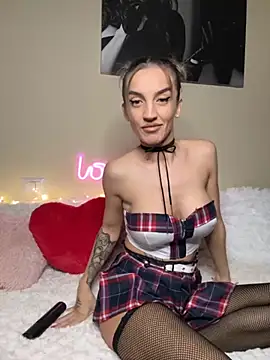 Snapshot of adelabby9 chatting on September 22, 2025, 6:36 pm adelabby9 online show from September 22, 2025, 6:36 pm