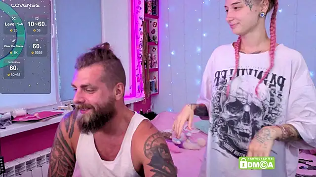  wayan  online show from October 31, 2025, 12:24 pm