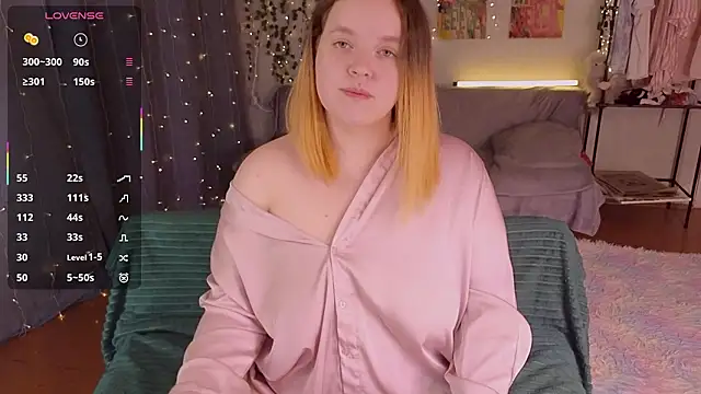 Snapshot of Aki_nohana chatting on February 25, 2026, 9:14 pm Aki nohana online show from February 25, 2026, 9:14 pm