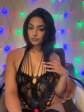 Snapshot of Mia_spicyy chatting on October 5, 2025, 8:05 am Mia spicyy online show from October 5, 2025, 8:05 am