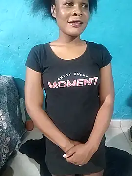 BlondieBitch online show from December 17, 2025, 9:53 pm