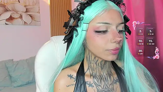 KoraRousee online show from June 18, 2026, 7:08 pm