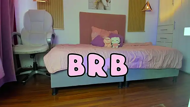 Snapshot of KoraRousee chatting on September 20, 2025, 12:54 pm KoraRousee online show from September 20, 2025, 12:54 pm