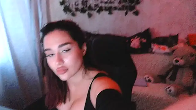 Snapshot of Amireth chatting on September 30, 2025, 1:17 pm Amireth online show from September 30, 2025, 1:17 pm