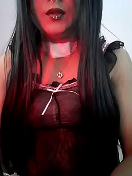 Snapshot of Cutie-Whiskey1 chatting on December 4, 2025, 8:46 am Cutie-Whiskey1 online show from December 4, 2025, 8:46 am