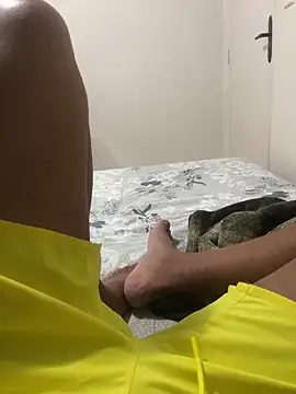 Snapshot of Morenolatino881 chatting on September 28, 2025, 2:07 am Morenolatino881 online show from September 28, 2025, 2:07 am