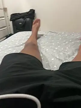 Snapshot of Morenolatino881 chatting on October 7, 2025, 1:17 am Morenolatino881 online show from October 7, 2025, 1:17 am