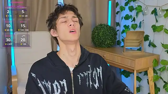 va1ora online show from October 9, 2025, 12:17 pm